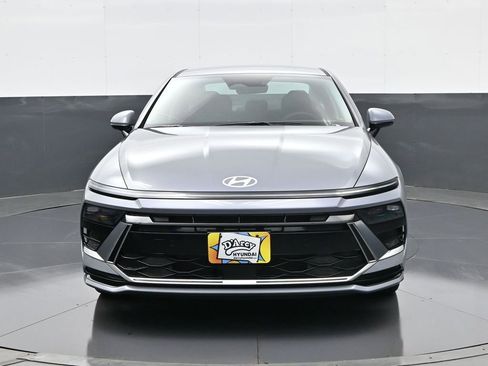 New 2026 Hyundai Sonata SEL image 2
