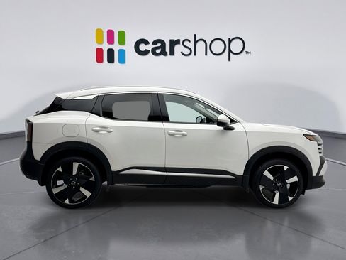 Used 2025 Nissan Kicks SR image 6