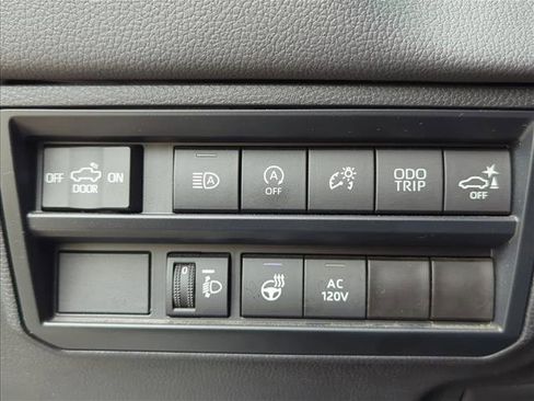 Used 2024 Toyota Tundra Limited w/ Power Package image 10