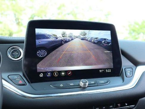 Used 2025 Chevrolet Blazer LT AWD/4WD image 12