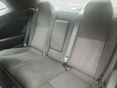Used 2019 Dodge Challenger SXT RWD image 18