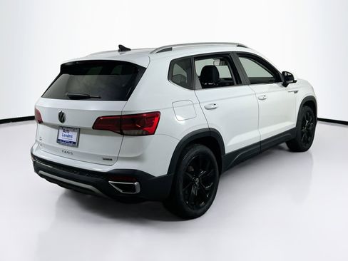 Used 2022 Volkswagen Taos SE image 5