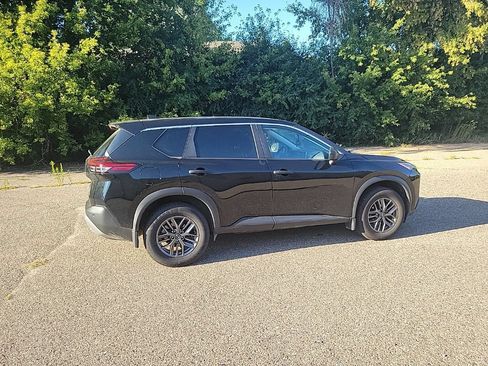 Used 2023 Nissan Rogue S AWD/4WD image 11