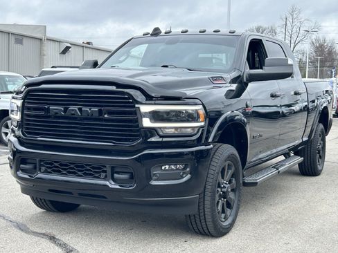 Used 2021 RAM 2500 Laramie w/ Night Edition image 3