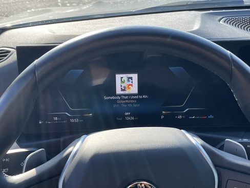 Used 2024 BMW 330i xDrive Sedan w/ Convenience Package image 14