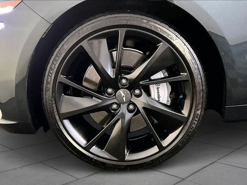 Used 2023 Genesis G70 3.3T w/ Sport Prestige Package image 11