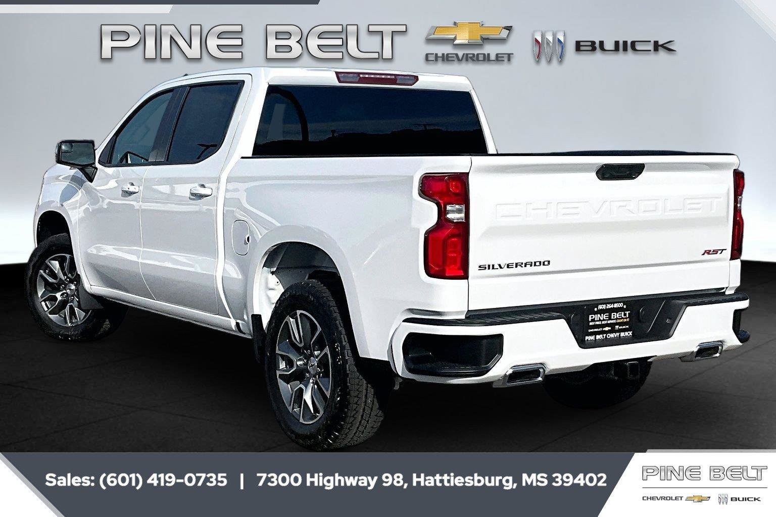 New 2026 Chevrolet Silverado 1500 RST w/ Z71 Off-Road Package AWD/4WD image 2
