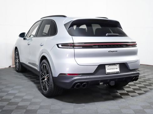New 2026 Porsche Cayenne image 3