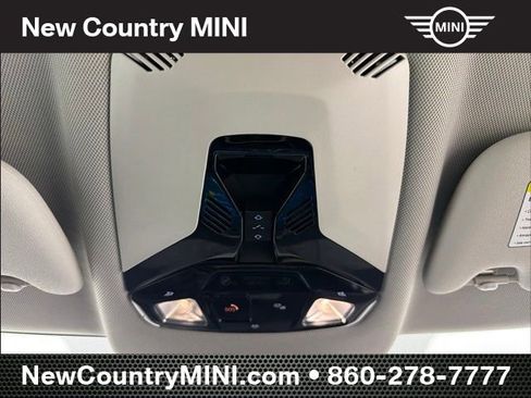 Certified 2025 MINI Cooper 2-Door Hardtop FWD image 22