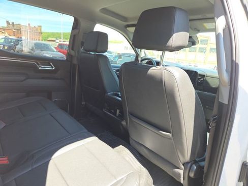 Used 2024 Chevrolet Silverado 1500 RST w/ Convenience Package II AWD/4WD image 18