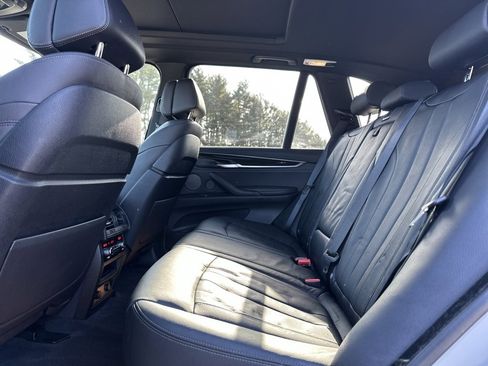 Used 2018 BMW X5 xDrive50i image 22