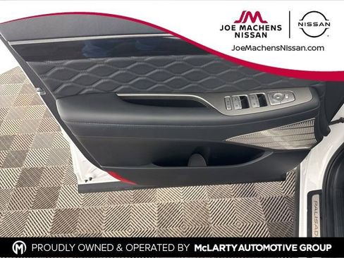 Used 2021 Hyundai Palisade Calligraphy image 18