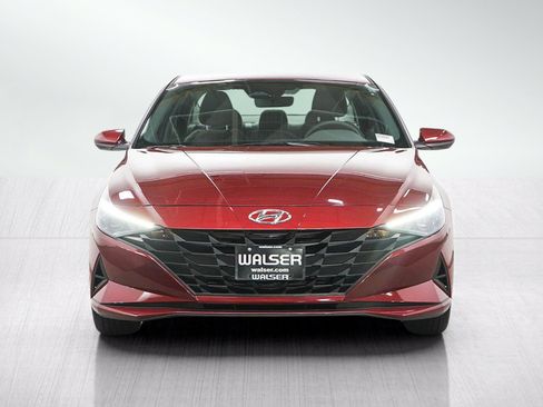 Used 2023 Hyundai Elantra SEL FWD image 8