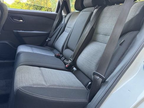 Used 2023 Nissan Rogue SV AWD/4WD image 26