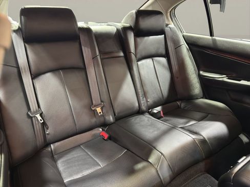 Used 2013 INFINITI G37 w/ Premium Pkg image 19