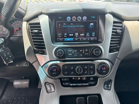 Used 2017 Chevrolet Tahoe LT image 24