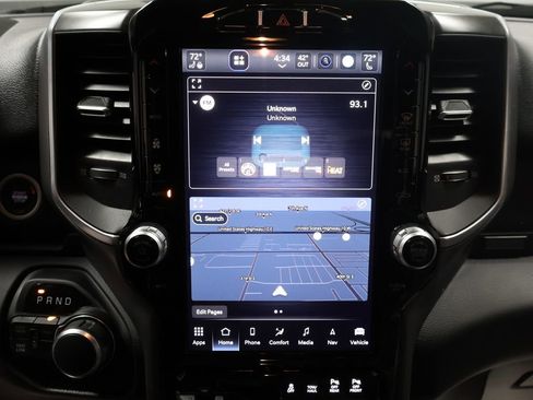 Used 2024 RAM 2500 Big Horn w/ Level 2 Equipment Group image 26