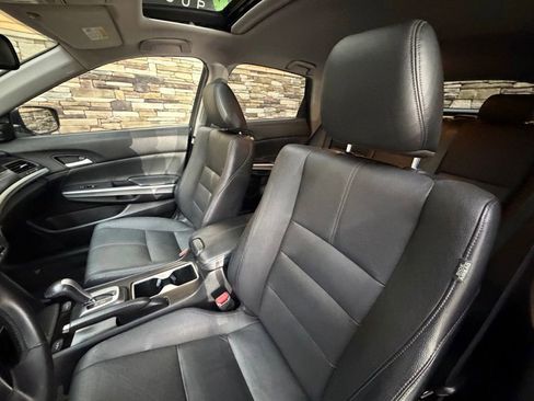 Used 2015 Honda Crosstour EX-L image 12