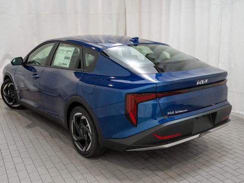 New 2025 Kia K4 EX image 4