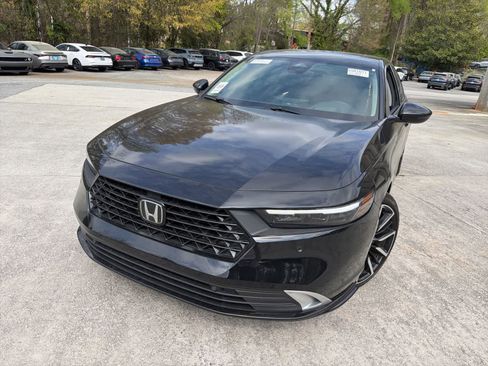 Certified 2025 Honda Accord Touring image 1