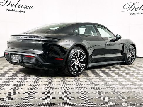Used 2020 Porsche Taycan 4S image 6