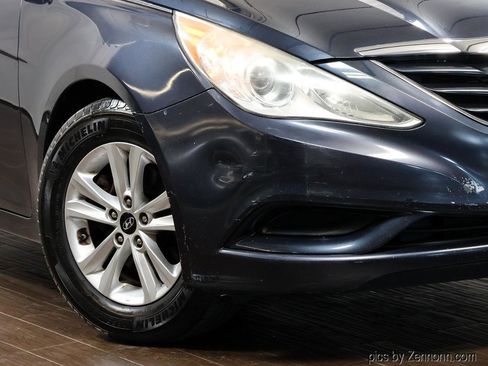Used 2011 Hyundai Sonata GLS w/ Popular Equipment Pkg 2 FWD image 3