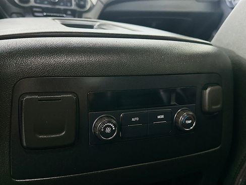 Used 2018 Chevrolet Tahoe LT w/ Max Trailering Package image 28