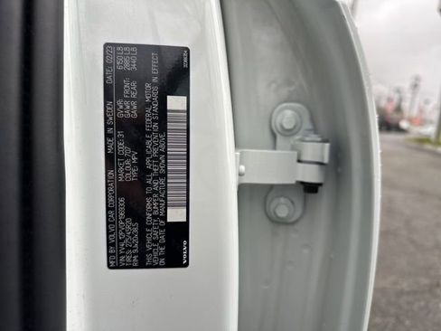 Certified 2023 Volvo XC90 B5 Core w/ Climate Package image 34