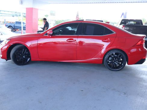Used 2018 Lexus IS 300 w/ Accessory Package 2 RWD image 10