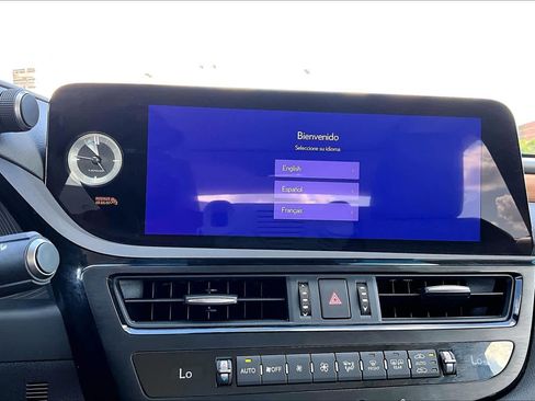 Certified 2025 Lexus ES 350 w/ Premium Package FWD image 34