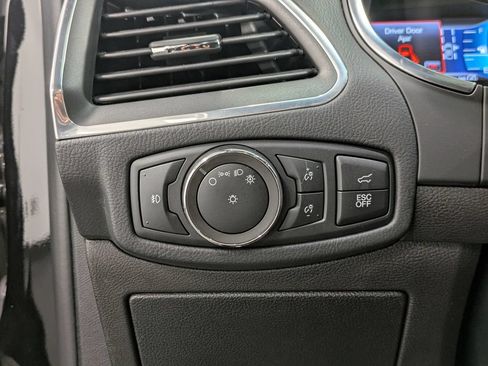 Used 2020 Ford Edge ST w/ Equipment Group 401A AWD/4WD image 21