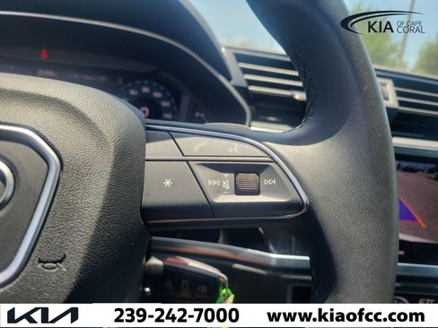 Used 2025 Audi Q3 2.0T Premium AWD/4WD image 33