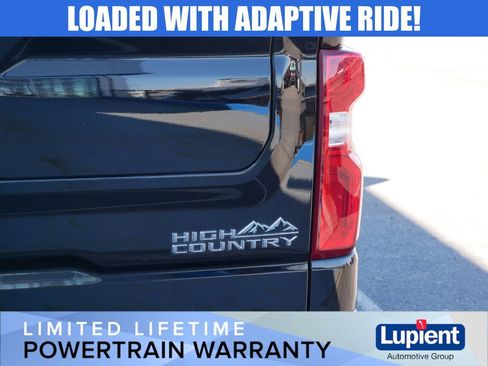 Used 2024 Chevrolet Silverado 1500 High Country w/ High Country Premium Package AWD/4WD image 6