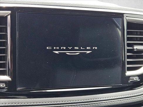 New 2027 Chrysler Pacifica Select FWD image 12