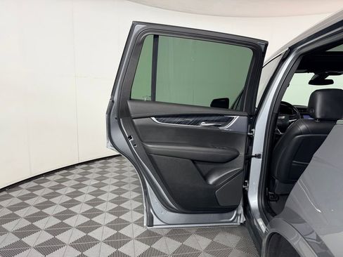 Used 2024 Cadillac XT6 Premium Luxury AWD/4WD image 28