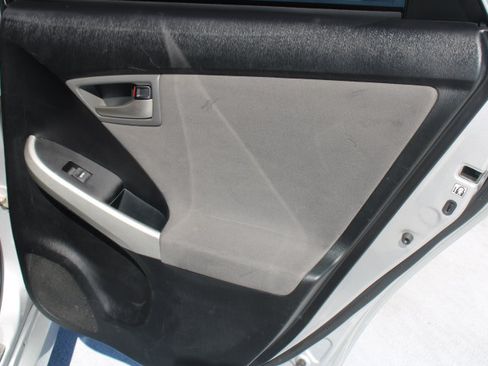 Used 2015 Toyota Prius Three w/ Solar Roof Package FWD image 14