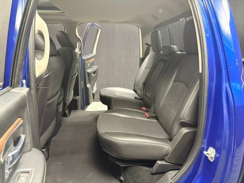Used 2015 RAM 1500 Laramie w/ Convenience Group AWD/4WD image 29