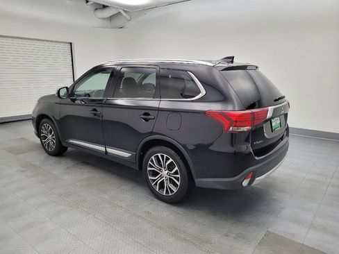 Used 2017 Mitsubishi Outlander SEL image 3