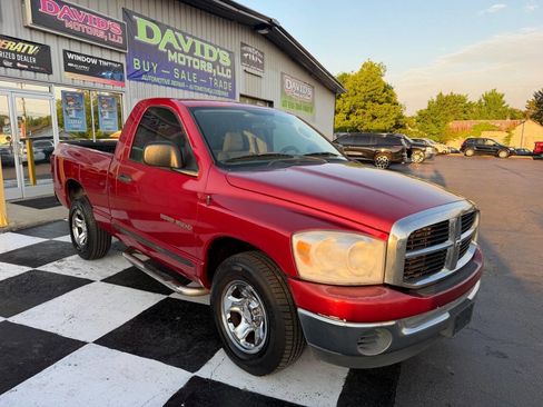 Used 2007 Dodge Ram 1500 Truck SLT RWD image 3