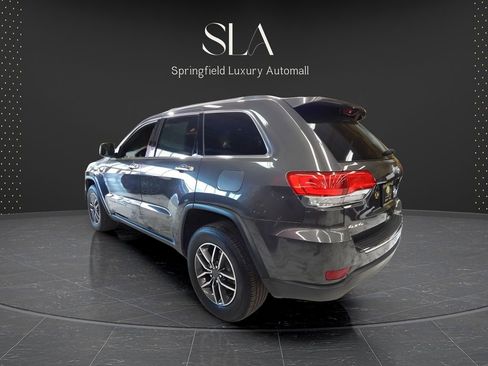 Used 2019 Jeep Grand Cherokee Limited AWD/4WD image 7