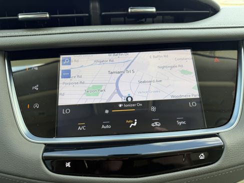 Certified 2023 Cadillac XT5 Premium Luxury w/ Technology Package image 21