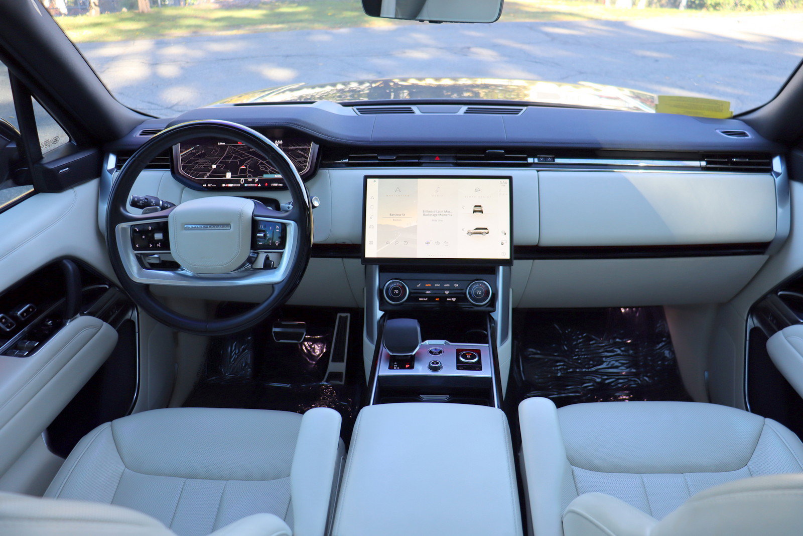 Used 2023 Land Rover Range Rover SE AWD/4WD image 9