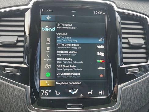 Used 2022 Volvo XC90 T5 Momentum w/ Advanced Package image 12