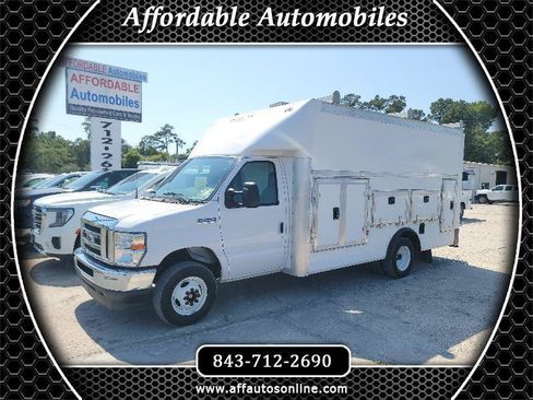 Used 2023 Ford E-450 and Econoline 450 Super Duty w/ Power Windows & Locks Group RWD image 1