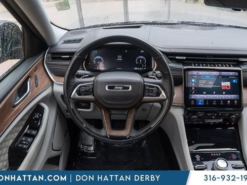Used 2021 Jeep Grand Cherokee L Summit w/ Advanced Protech Group IV AWD/4WD image 5