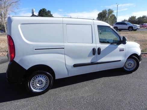 Used 2018 RAM ProMaster City Tradesman image 4