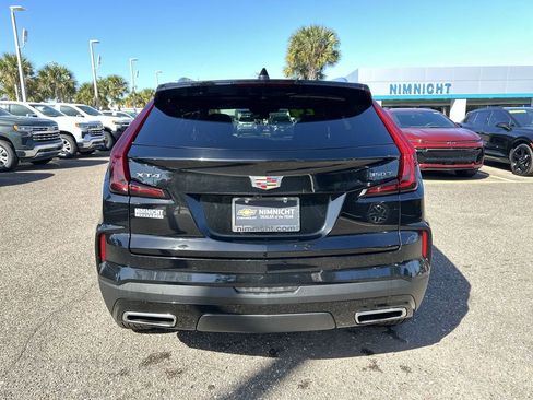 Used 2024 Cadillac XT4 Premium Luxury image 15