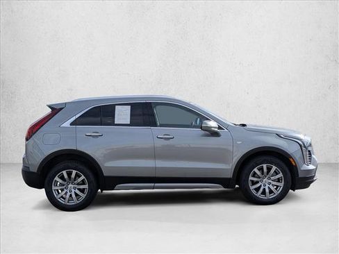 Used 2023 Cadillac XT4 Premium Luxury image 4