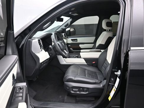 Certified 2024 Toyota Sequoia Capstone AWD/4WD image 9