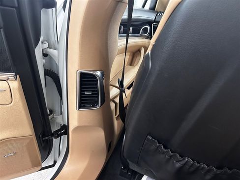 Used 2016 Porsche Panamera Edition RWD image 28